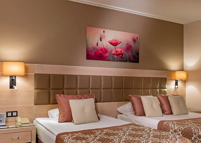 Miracle Resort Hotel
